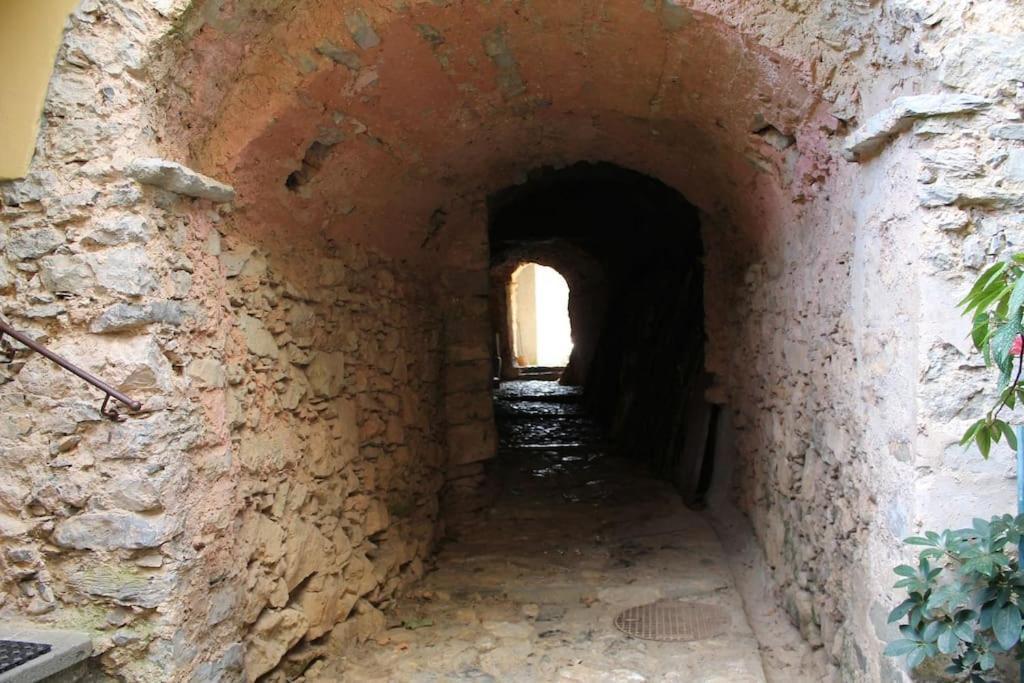 Quaratica Casa Nel Borgo Antico 빌라 외부 사진