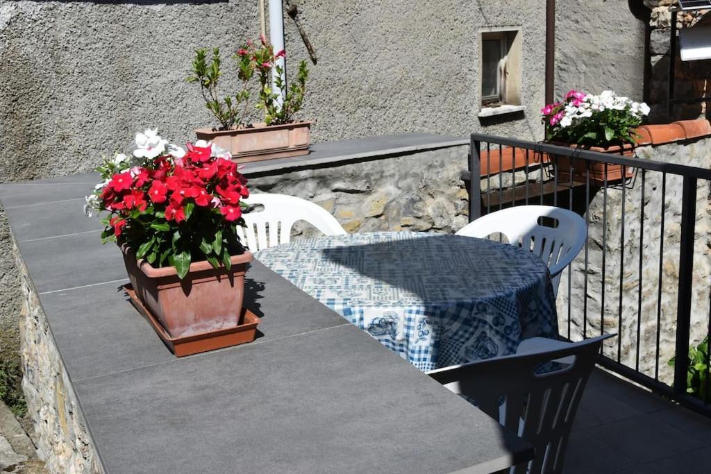 Quaratica Casa Nel Borgo Antico 빌라 외부 사진